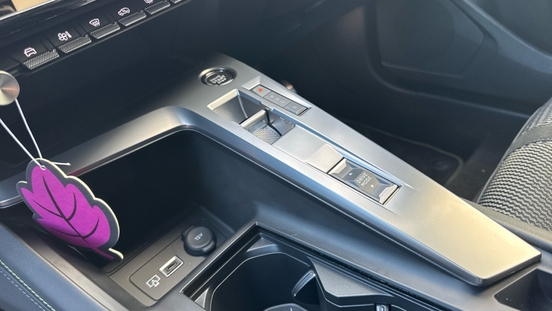 Peugeot 308 115kW GT 54kWh 5dr Auto Electric Hatchback